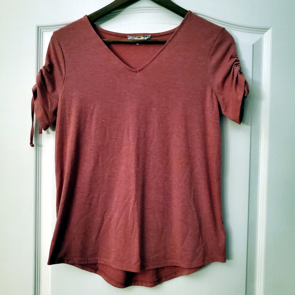 5/25 Pink Nation V neck Ruched Sleeve hi low T shirt Pink M